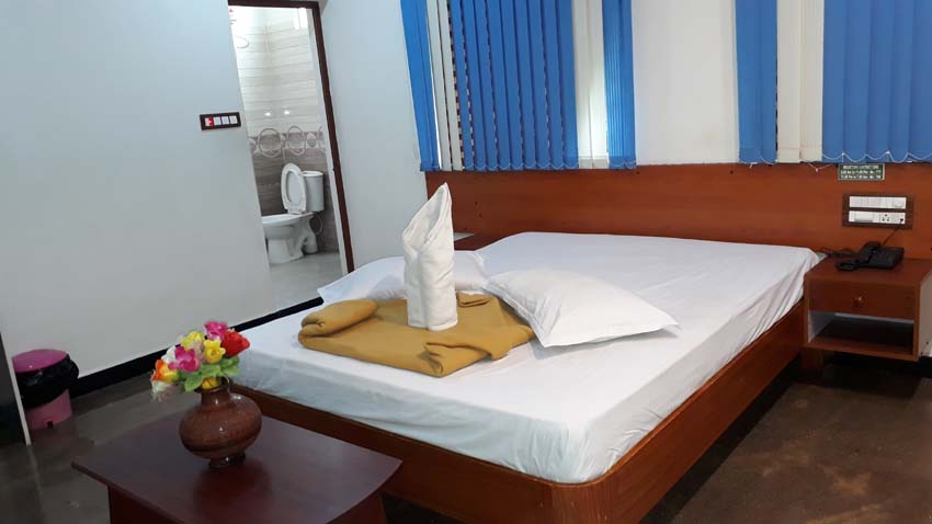 deluxe-room-slider1